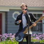 Connor-Ball-singing-The-Vamps